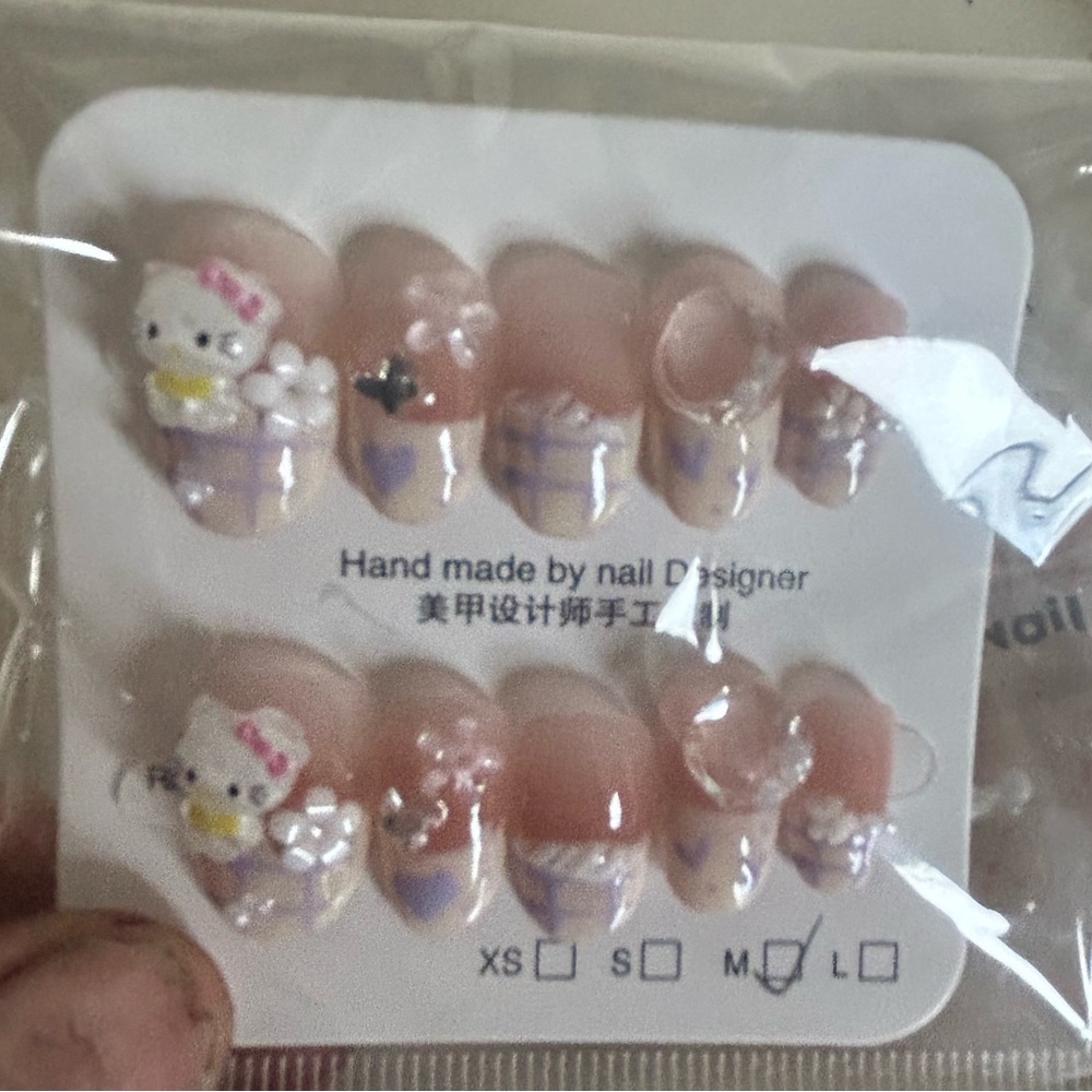 Source Unknown Pink and Purple Press-On Nails